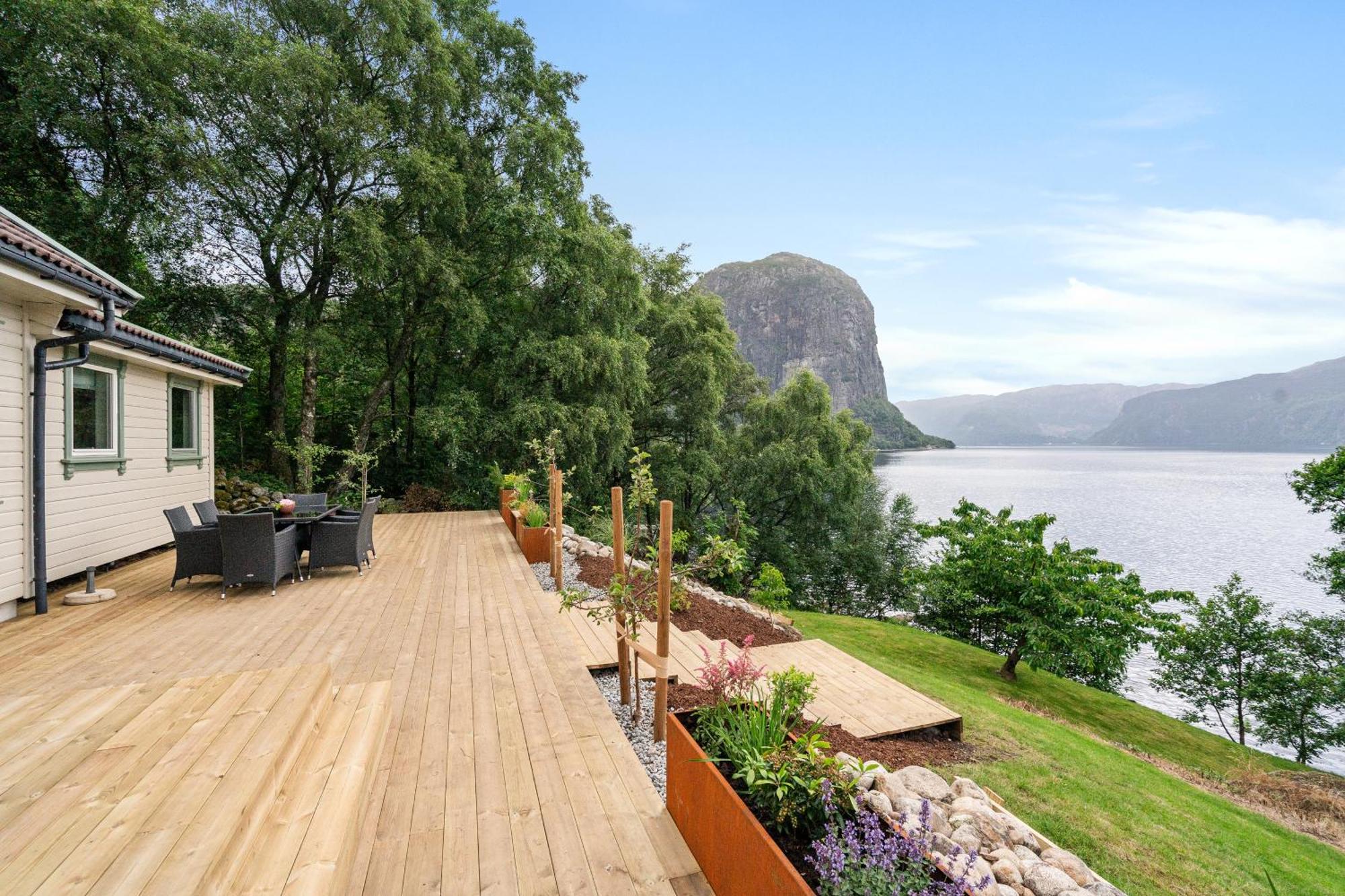 Villa Beautiful Beach Line Cabin With Sauna Near Pulpit Rock à Forsand Extérieur photo